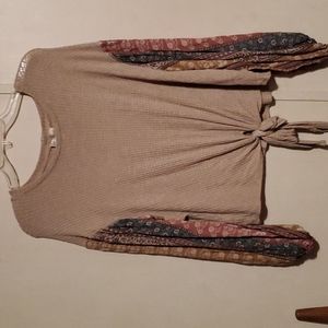 Blu Pepper brand size lg top